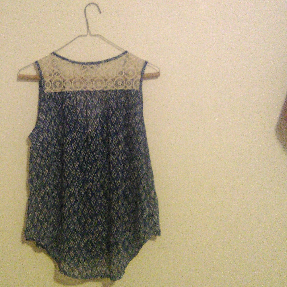 Shirt - Picture 2 of 2